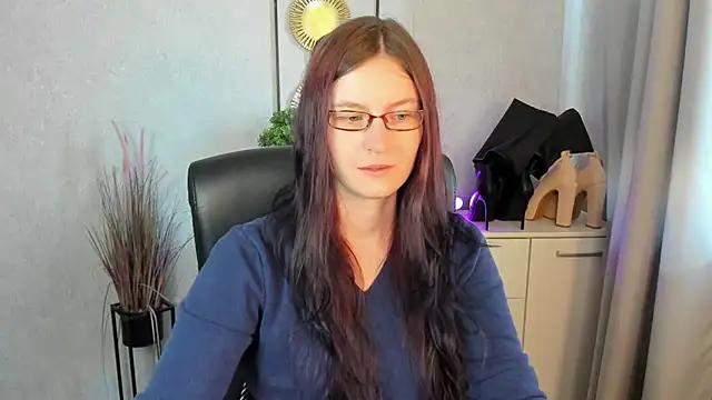 emmaxDelight online show from 14, 7, 2026