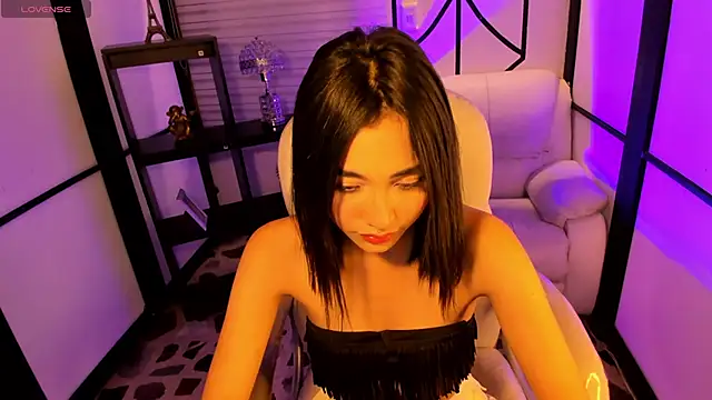 lilithTeen1  online show from 21, 12, 2024