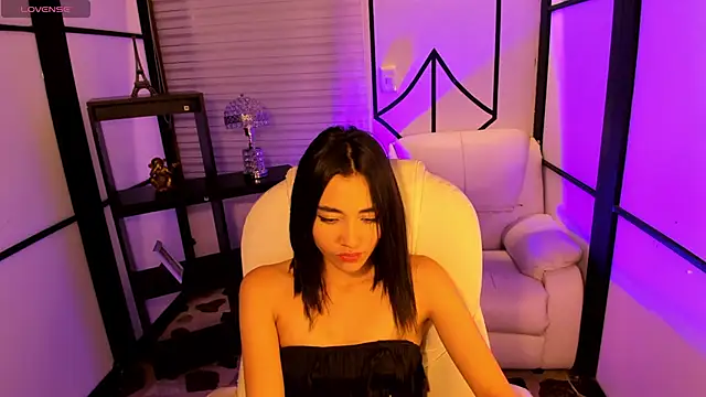 lilithTeen1  online show from 21, 12, 2024