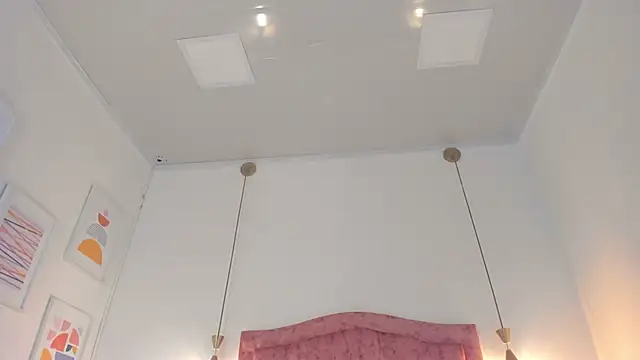 aprill21  online show from 12, 3, 2025