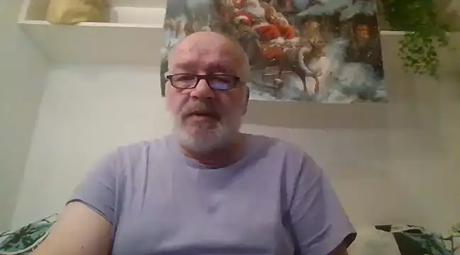 Snapshot of Belko7 chatting on 4, 1, 2025 Belko7 online show from 4, 1, 2025
