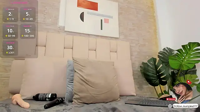 Snapshot of Chloe_Morgans chatting on 19, 2, 2025 Chloe Morgans online show from 19, 2, 2025