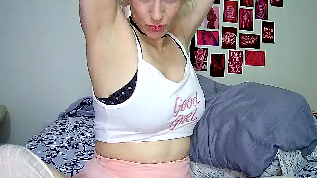 Snapshot of Cute_femme chatting on 2, 7, 2026 Cute femme online show from 2, 7, 2026