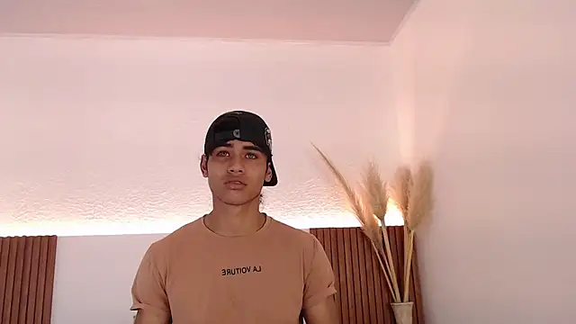 zander 2120 online show from 6, 12, 2024