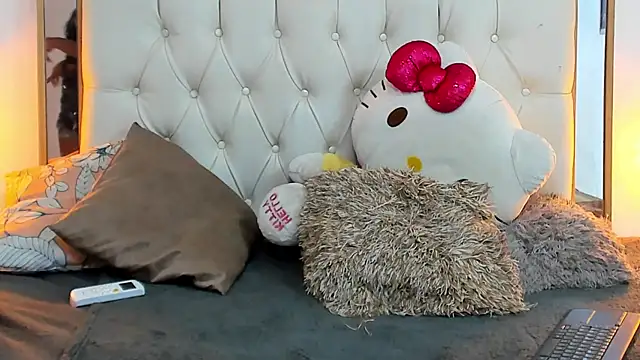 Snapshot of camila_sex_latina chatting on 7, 1, 2025 camila sex latina online show from 7, 1, 2025