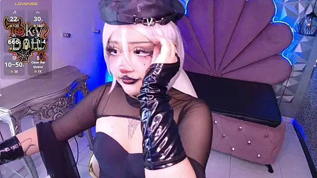 toky doll online show from 24, 10, 2025