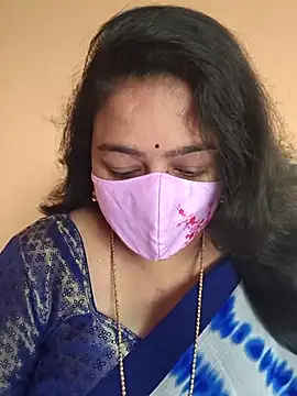 neelu-hoty online show from 26, 2, 2025