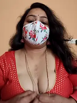 neelu-hoty online show from 5, 3, 2025