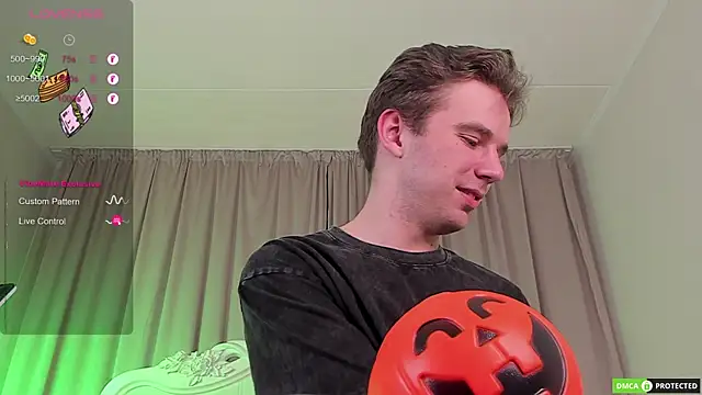 ArthurWhitee online show from 13, 10, 2025