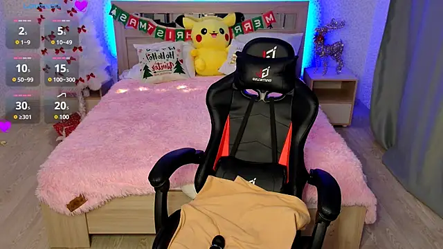 Dina dee online show from 5, 1, 2025