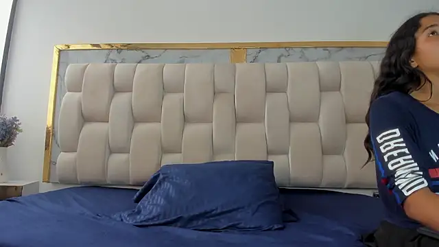 Hanna lens online show from 25, 3, 2026