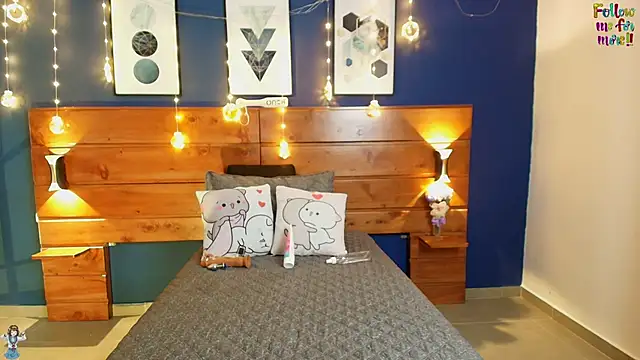 Snapshot of dahiana_spark chatting on 11, 11, 2025 dahiana spark online show from 11, 11, 2025