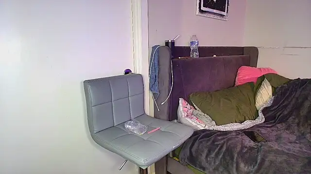 Naomiruty online show from 19, 11, 2025