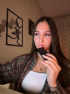 Snapshot of EricaWalls chatting on 5, 12, 2024 EricaWalls online show from 5, 12, 2024