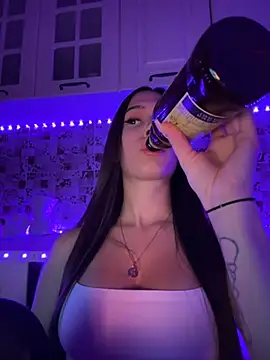 Snapshot of EricaWalls chatting on 15, 12, 2024 EricaWalls online show from 15, 12, 2024