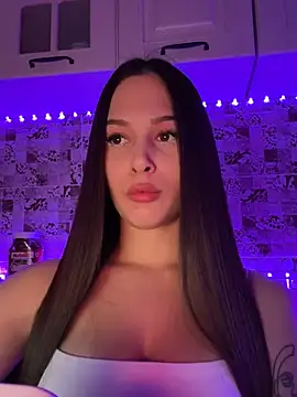 Snapshot of EricaWalls chatting on 5, 2, 2025 EricaWalls online show from 5, 2, 2025