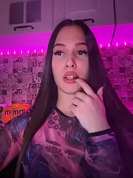 Snapshot of EricaWalls chatting on 19, 2, 2025 EricaWalls online show from 19, 2, 2025