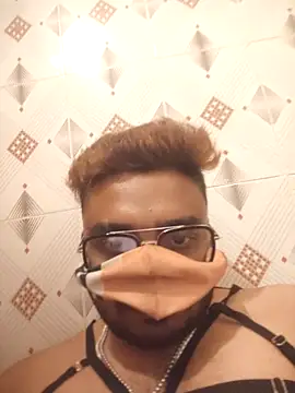 Snapshot of fuckingmahiesh chatting on 2, 2, 2026 fuckingmahiesh online show from 2, 2, 2026