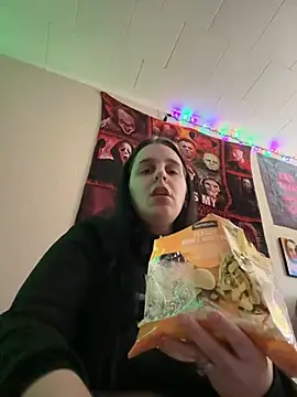 Snapshot of menaceswife chatting on 1, 2, 2025 menaceswife online show from 1, 2, 2025