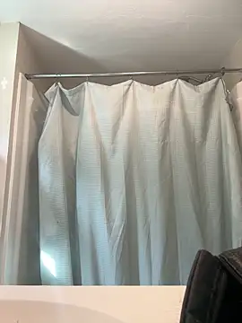 Snapshot of menaceswife chatting on 27, 9, 2025 menaceswife online show from 27, 9, 2025