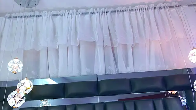 DahianaMoss online show from 12, 1, 2026