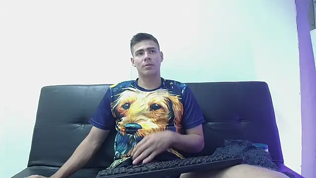 Snapshot of Brian_cx chatting on 12, 12, 2024 Brian cx online show from 12, 12, 2024