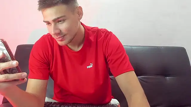 Snapshot of Brian_cx chatting on 4, 1, 2025 Brian cx online show from 4, 1, 2025