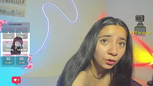Snapshot of litle_mily_ chatting on 10, 9, 2025 litle mily online show from 10, 9, 2025