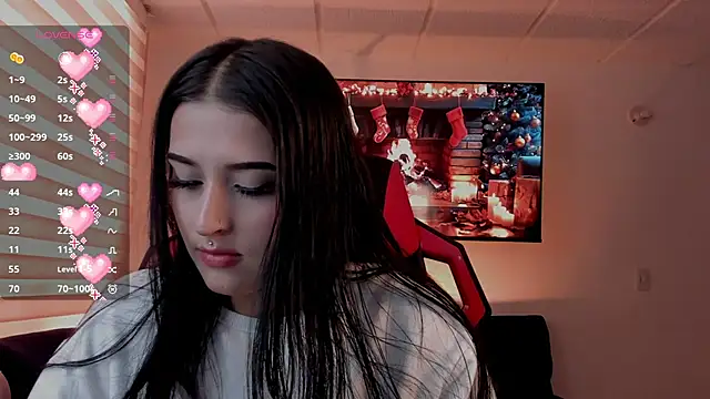 Snapshot of Charlotte_greys chatting on 12, 11, 2025 Charlotte greys online show from 12, 11, 2025