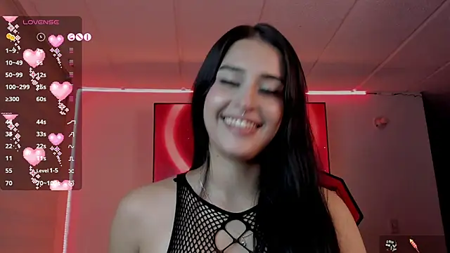 Snapshot of Charlotte_greys chatting on 19, 11, 2025 Charlotte greys online show from 19, 11, 2025