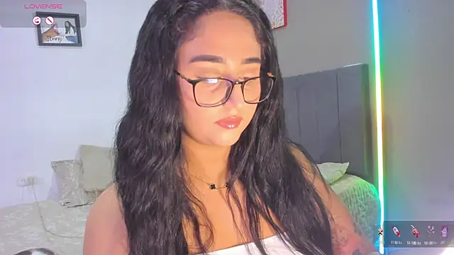 Snapshot of curvy_jhacky chatting on 30, 9, 2025 curvy jhacky online show from 30, 9, 2025