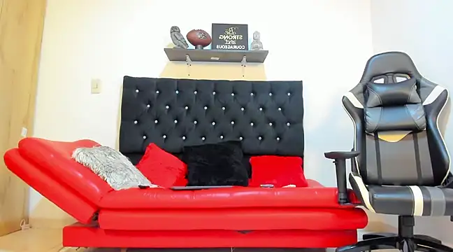 Snapshot of julian_wallace chatting on 21, 3, 2025 julian wallace online show from 21, 3, 2025