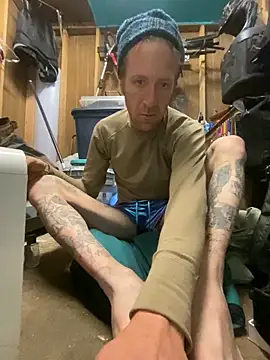 bentoverblonde online show from 3, 11, 2025