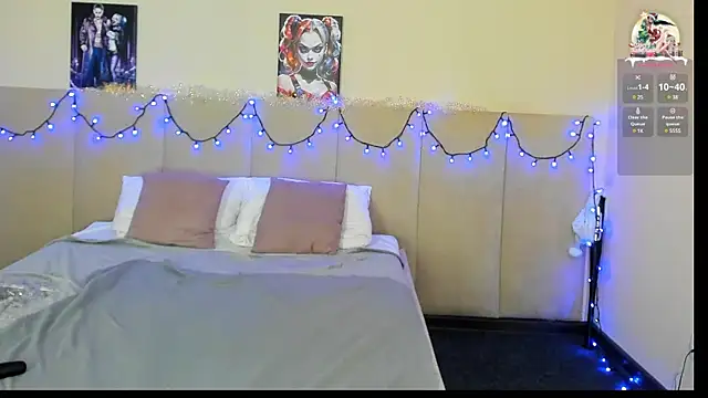 MuscleXXXBarbie online show from 31, 12, 2024