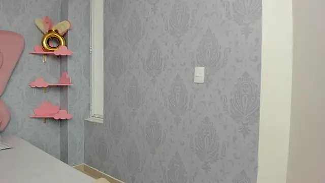 MaddyCute4u online show from 17, 2, 2025