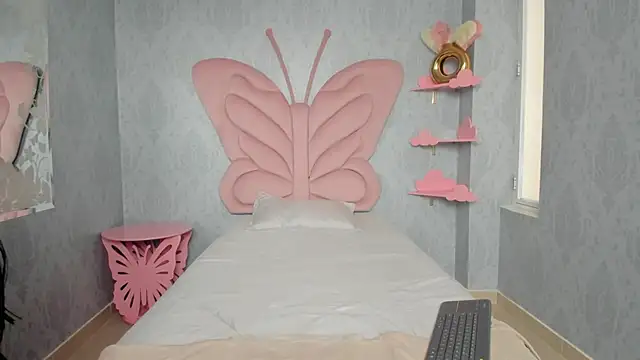 MaddyCute4u online show from 26, 2, 2025