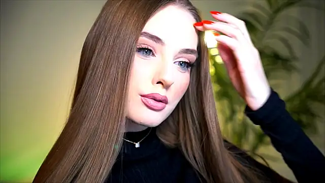 petitegonwiild online show from 20, 10, 2025