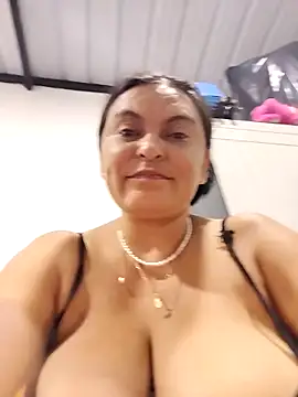 Snapshot of Horny-Mommy-Dirty chatting on 13, 2, 2026 Horny-Mommy-Dirty online show from 13, 2, 2026