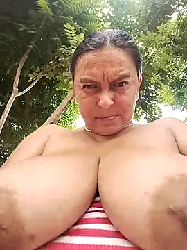 Snapshot of Horny-Mommy-Dirty chatting on 29, 3, 2026 Horny-Mommy-Dirty online show from 29, 3, 2026