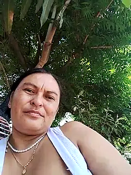 Snapshot of Horny-Mommy-Dirty chatting on 19, 4, 2026 Horny-Mommy-Dirty online show from 19, 4, 2026