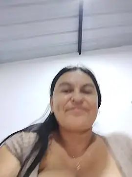 Snapshot of Horny-Mommy-Dirty chatting on 22, 5, 2026 Horny-Mommy-Dirty online show from 22, 5, 2026