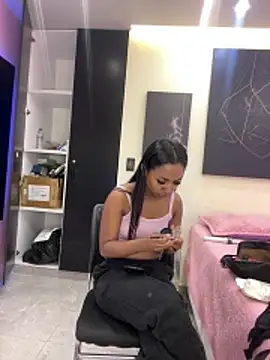 GabrielaLugo online show from 15, 5, 2026