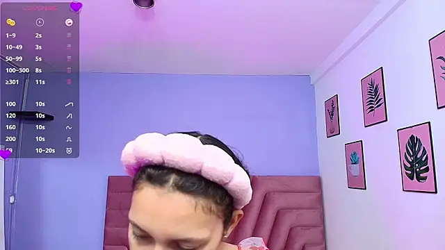 Snapshot of Beautifulskinny18 chatting on 5, 2, 2025 Beautifulskinny18 online show from 5, 2, 2025