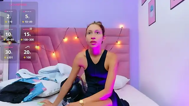 Snapshot of Beautifulskinny18 chatting on 23, 4, 2026 Beautifulskinny18 online show from 23, 4, 2026