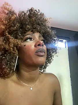 Snapshot of TIFFANYYSTAR chatting on 7, 12, 2024 TIFFANYYSTAR online show from 7, 12, 2024