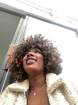 Snapshot of TIFFANYYSTAR chatting on 13, 12, 2024 TIFFANYYSTAR online show from 13, 12, 2024