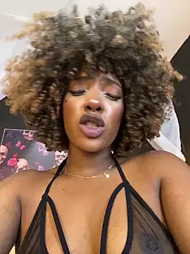Snapshot of TIFFANYYSTAR chatting on 20, 12, 2024 TIFFANYYSTAR online show from 20, 12, 2024