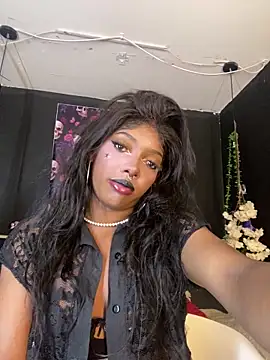 Snapshot of TIFFANYYSTAR chatting on 9, 9, 2025 TIFFANYYSTAR online show from 9, 9, 2025
