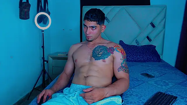 Snapshot of Rich_boy01 chatting on 3, 3, 2025 Rich boy01 online show from 3, 3, 2025