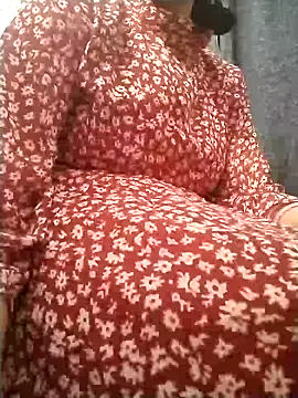 Snapshot of aarjulove chatting on 18, 12, 2024 aarjulove online show from 18, 12, 2024